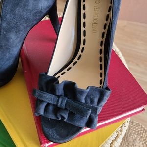 [LikeNew] Enzo Angiolini | suede bow heels